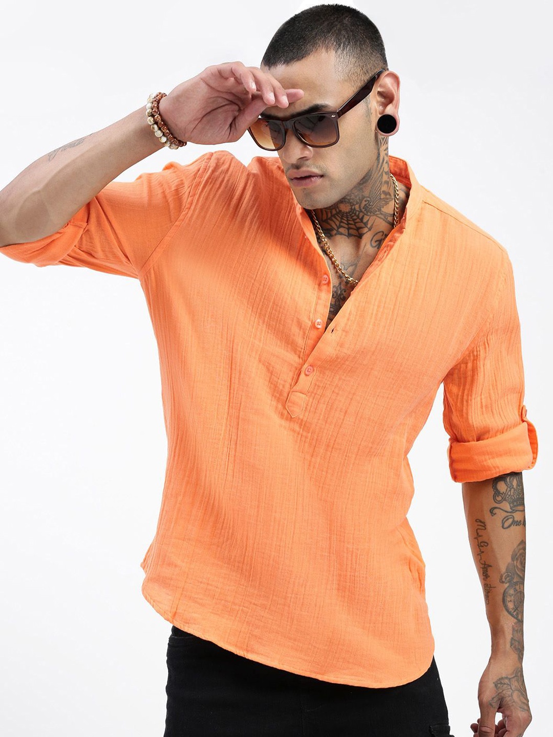 

SHOWOFF Mandarin Collar Roll-Up Sleeves Straight Kurta, Orange