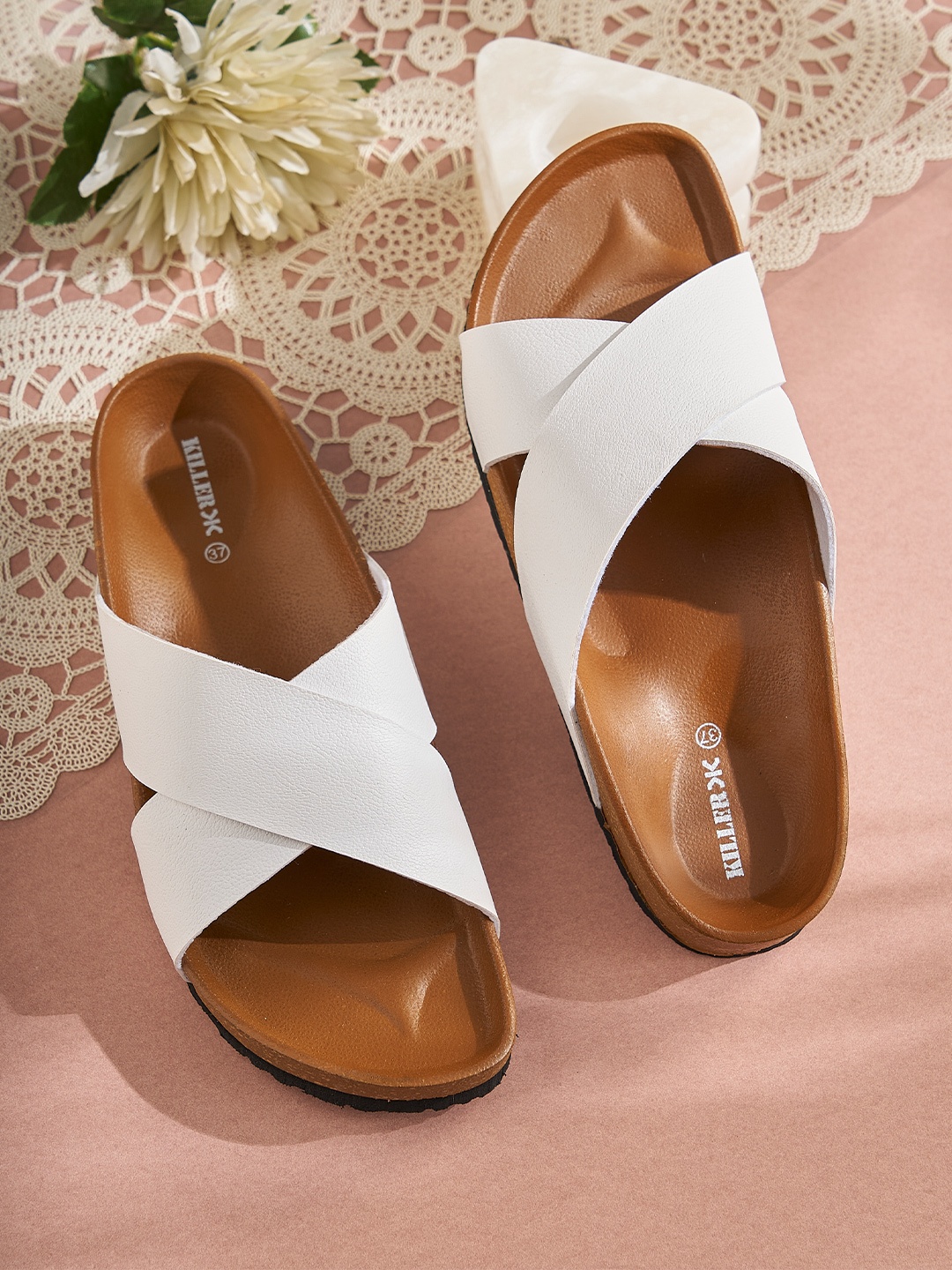 

Killer Women White Synthetic Leather Open Toe Flats