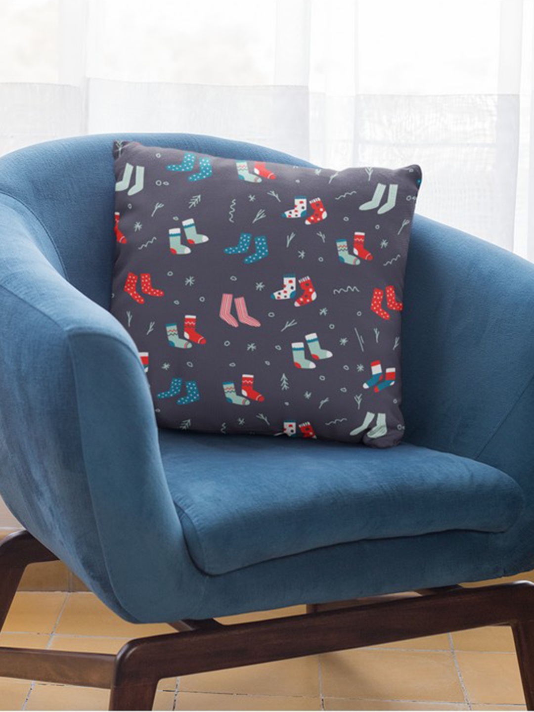 

THEYAYACAFE Blue & Red Geometric Velvet Square Cushion Covers