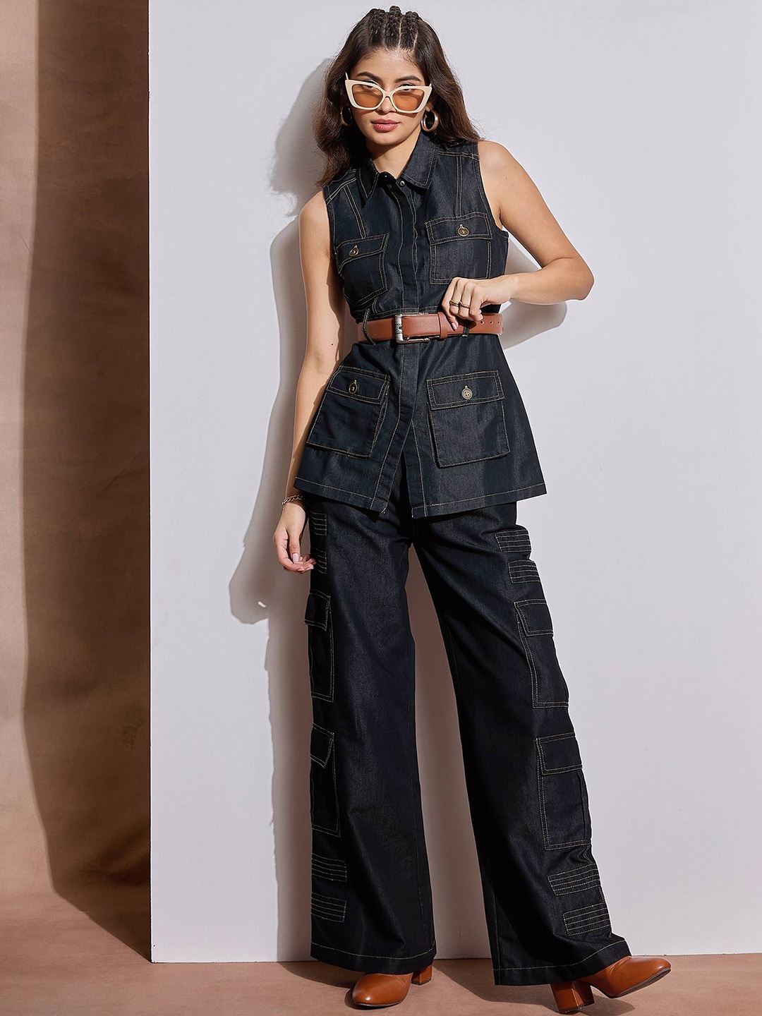 

SASSAFRAS Sleeveless Shirt Collar Pure Cotton Top With Cargo Pants, Black