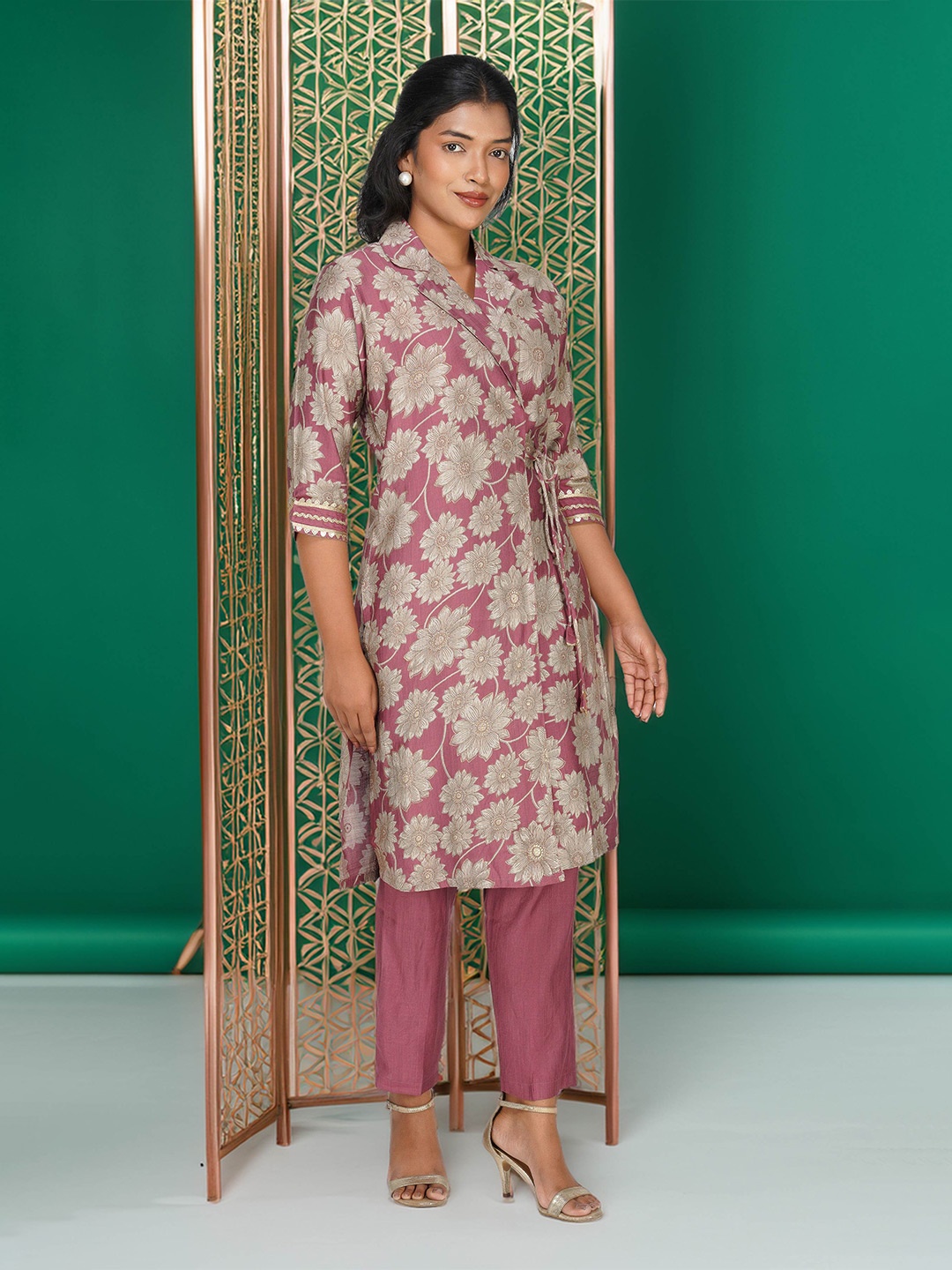 

Bindigasm Floral Printed V-Neck Long Jacket With Trousers, Rose