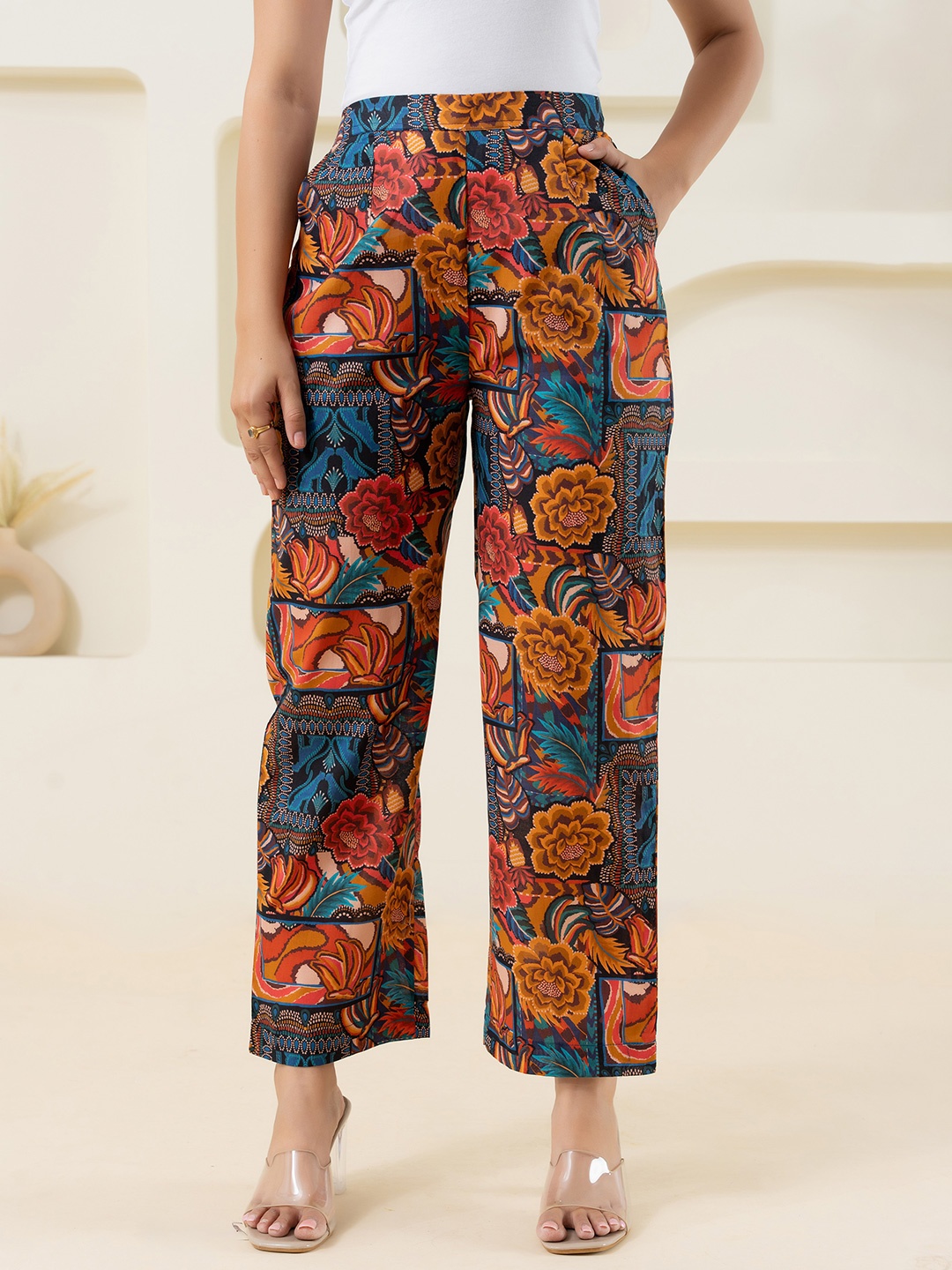 

GULABOSITABO Women Pure Cotton Printed Trousers, Blue