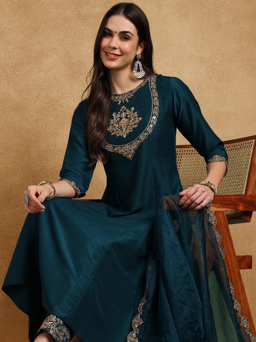 

KALINI Ethnic Motifs Yoke Design Sequinned A-Line Kurta With Trouser & Dupatta, Teal