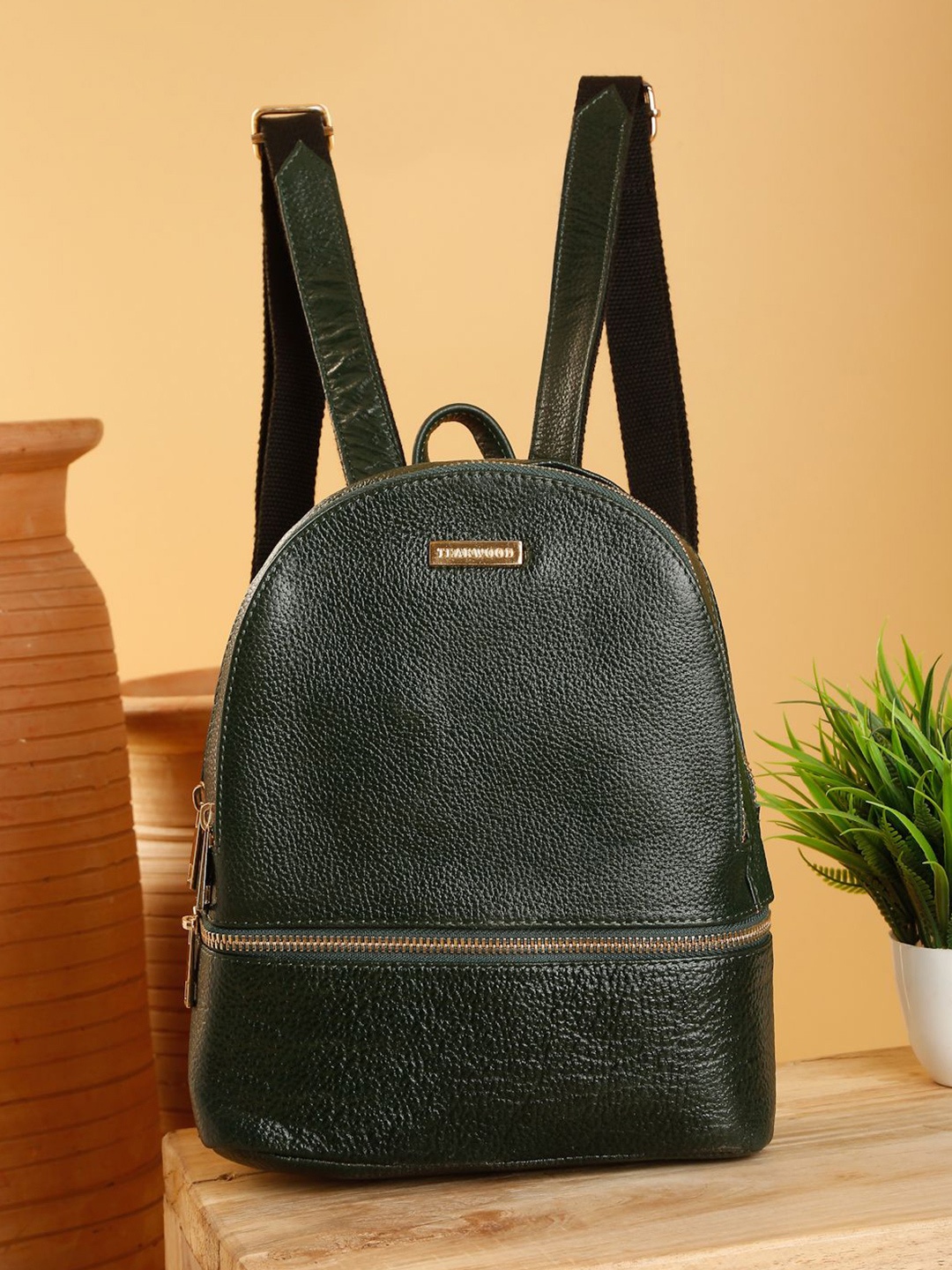 

Teakwood Leathers Women Textured Leather Backpack, Green