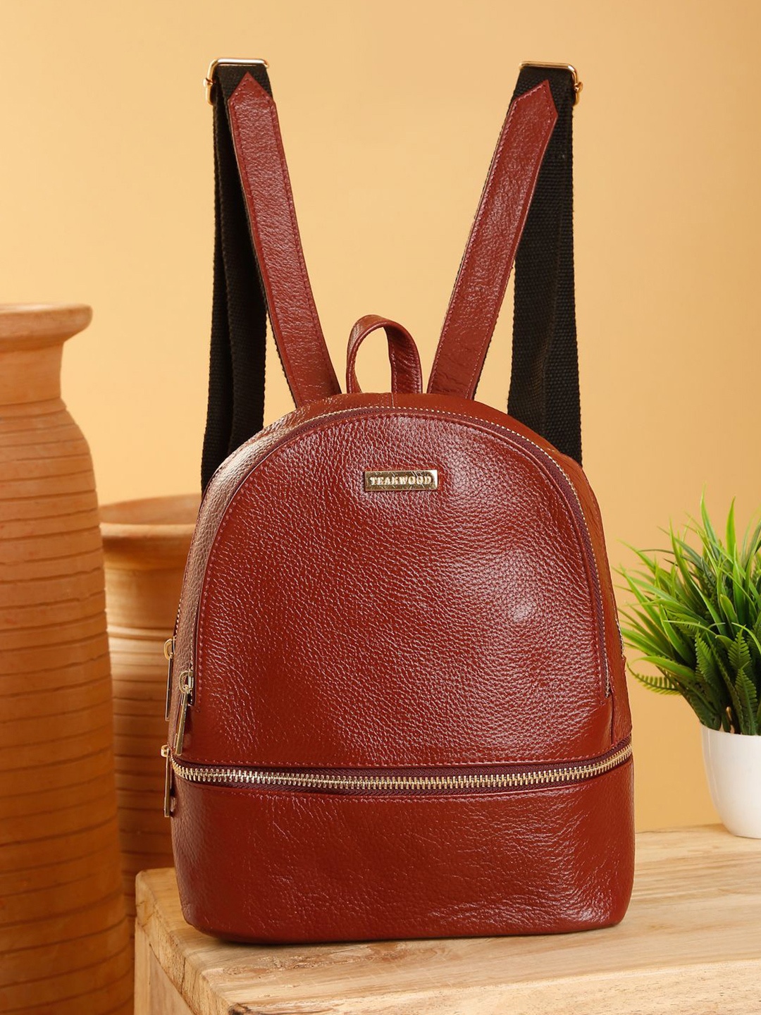 

Teakwood Leathers Women Textured Backpack, Tan