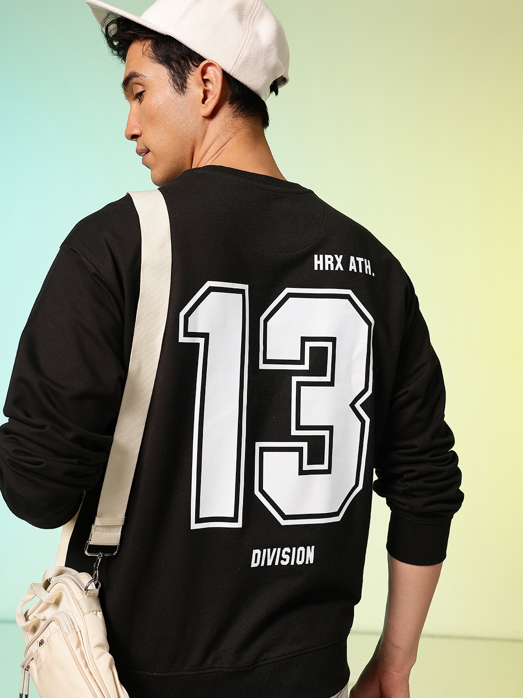 

HRX by Hrithik Roshan Men Printed Oversized Sweatshirt, Black