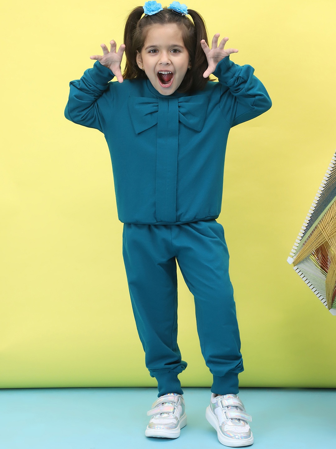 

Baawri Girls Pure Cotton Sweatshirt With Trouser, Teal