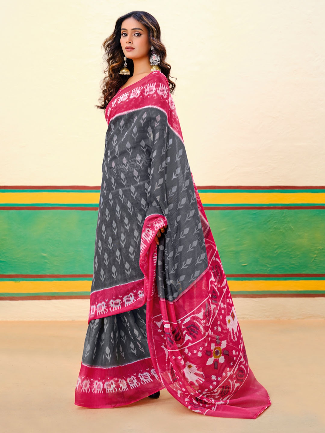 

CHUDIYA Ethnic Motifs Pure Cotton Ikat Saree, Grey
