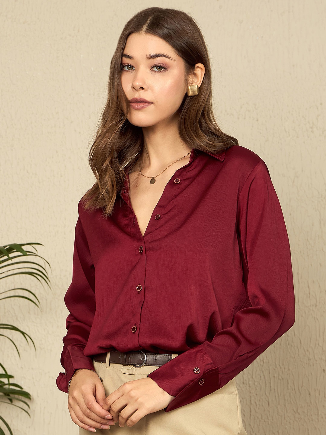 

The Roadster Lifestyle Co. Women Spread Collar Textured Satin Casual Shirt, Maroon