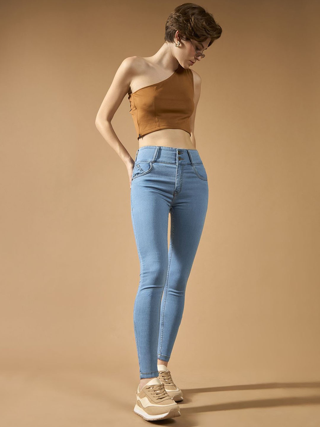 

DOLCE CRUDO Women Skinny Fit High-Rise Light Fade Stretchable Jeans, Blue