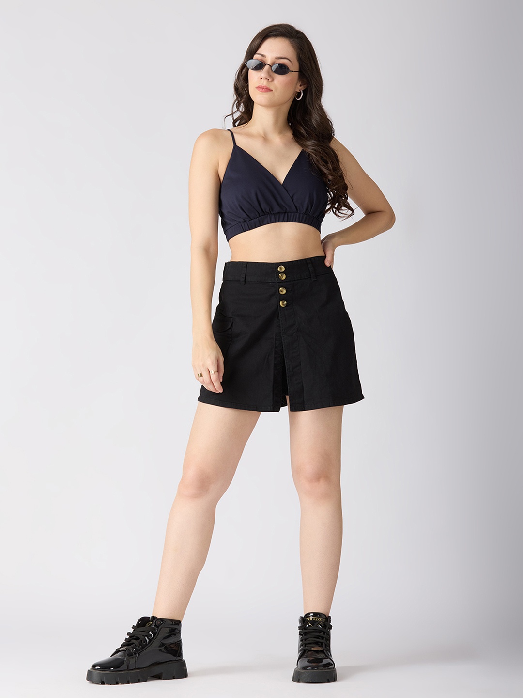 

Globus Stretchable Mid-Rise Regular Fit Above Knee Cargo Style Skorts, Black