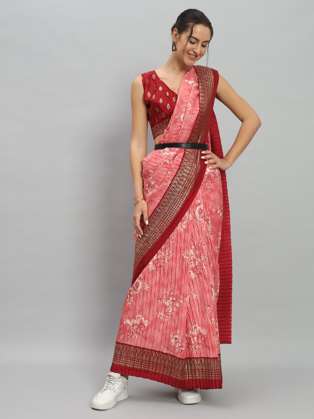 

RACHNA Floral Silk Blend Ready to Wear Saree, Pink