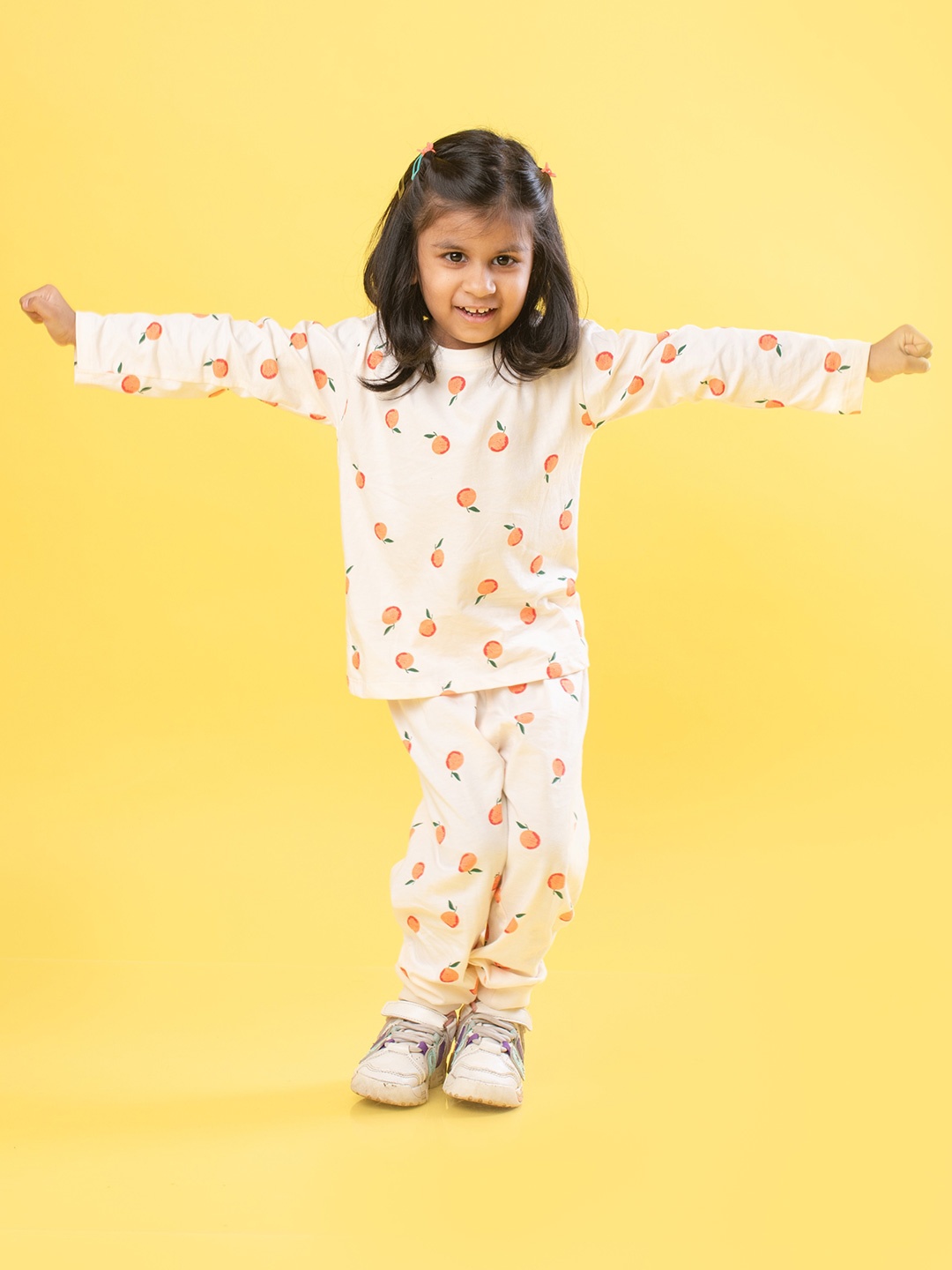 

Orange Sugar Kids Printed Pure Cotton T-shirt with Pyjamas, Off white