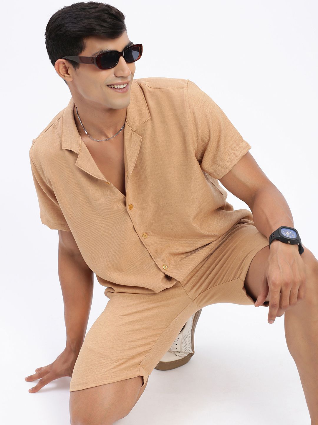 

SHOWOFF Shirt Collar Short Sleeves Shirt With Shorts, Brown