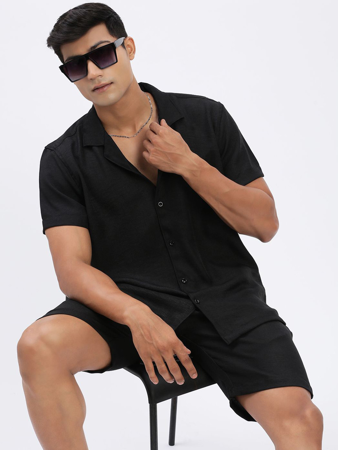 

SHOWOFF Cuban Collar Shirt With Shorts Co-Ords, Black