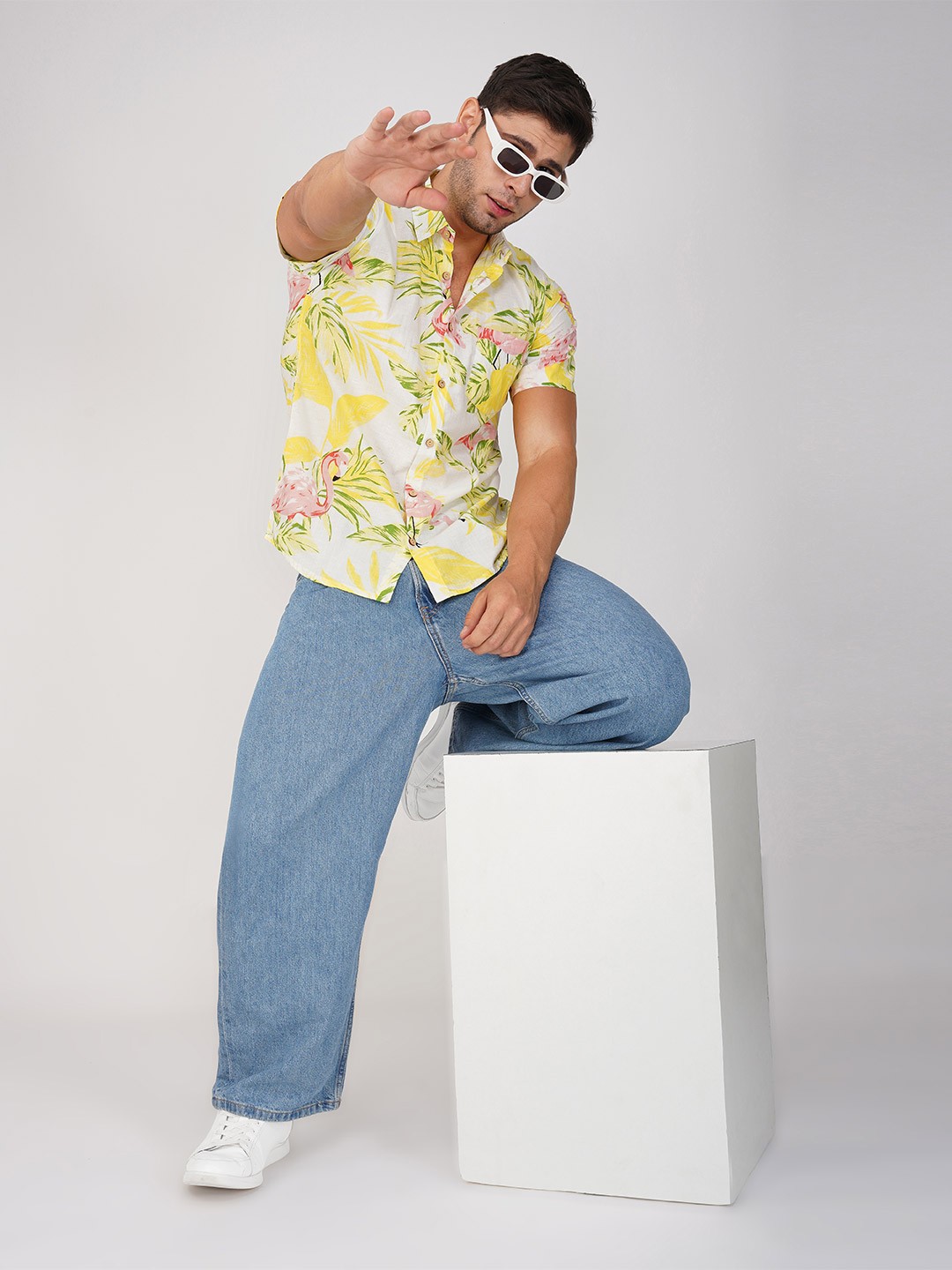 

MASU LIVING Men Spread Collar Floral Printed Cotton Casual Shirt, Yellow