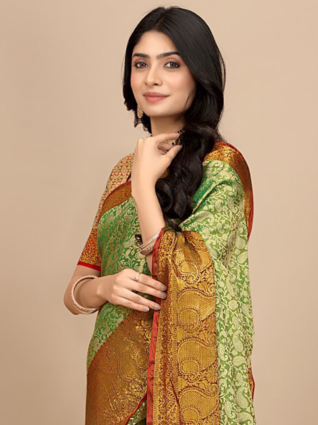 

Pionex Ethnic Motifs Printed Pure Silk Saree, Green