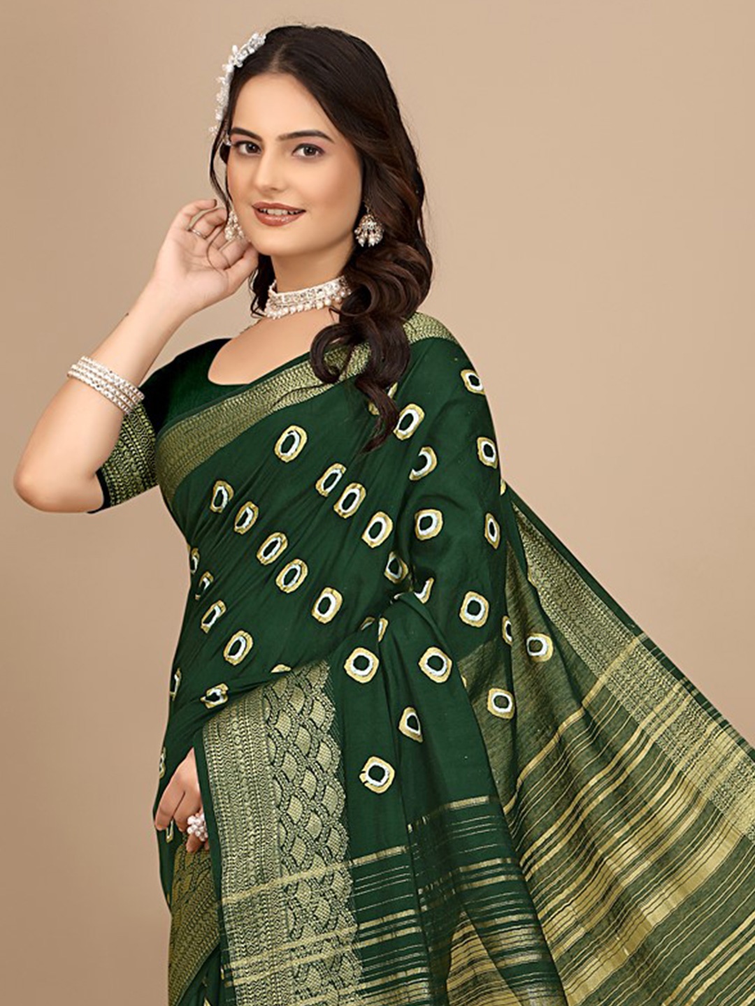 

Pionex Traditional Bandhani Zari Printed Saree, Green