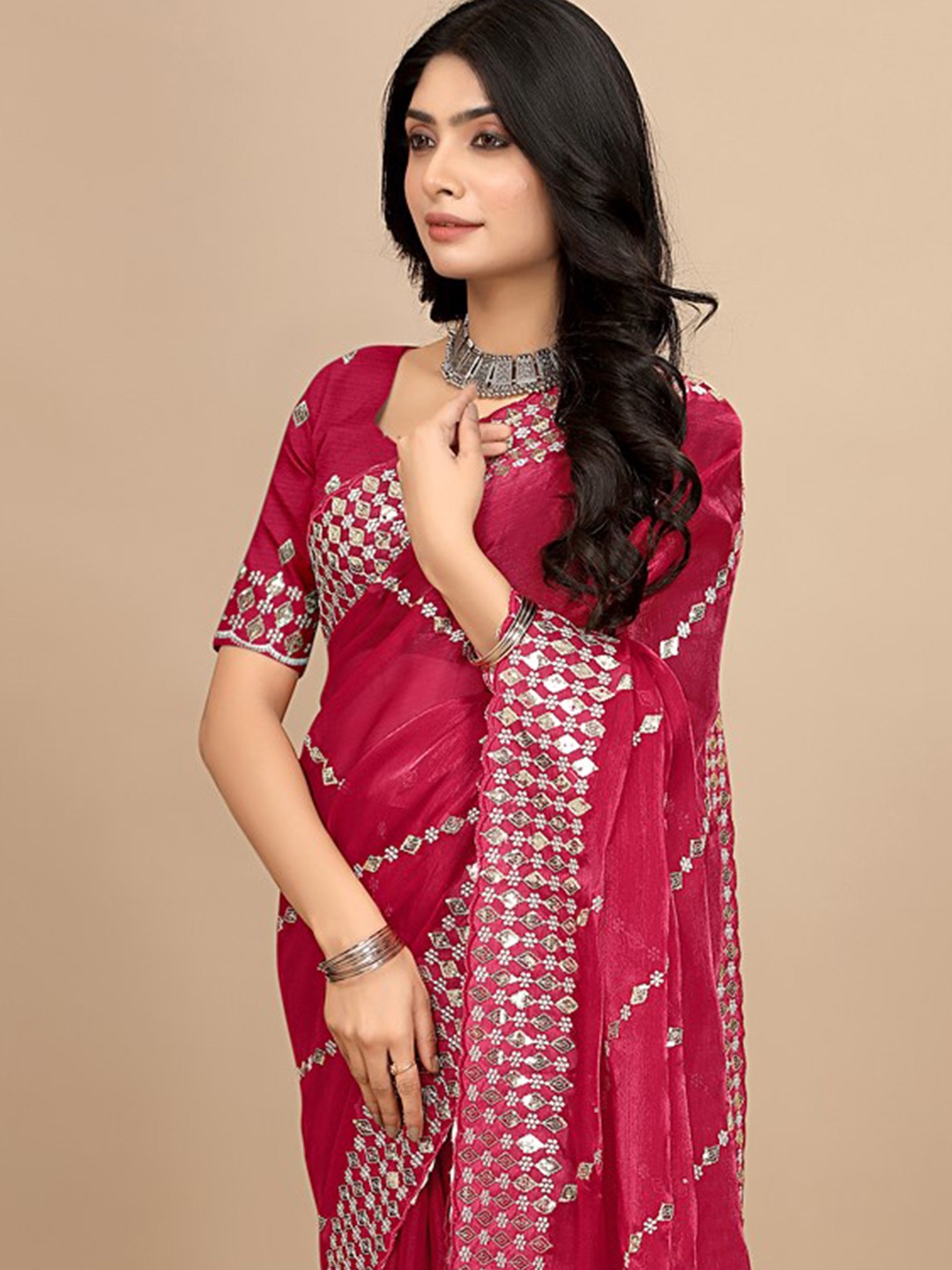 

Pionex Embellished Beads and Stones Organza Saree, Pink