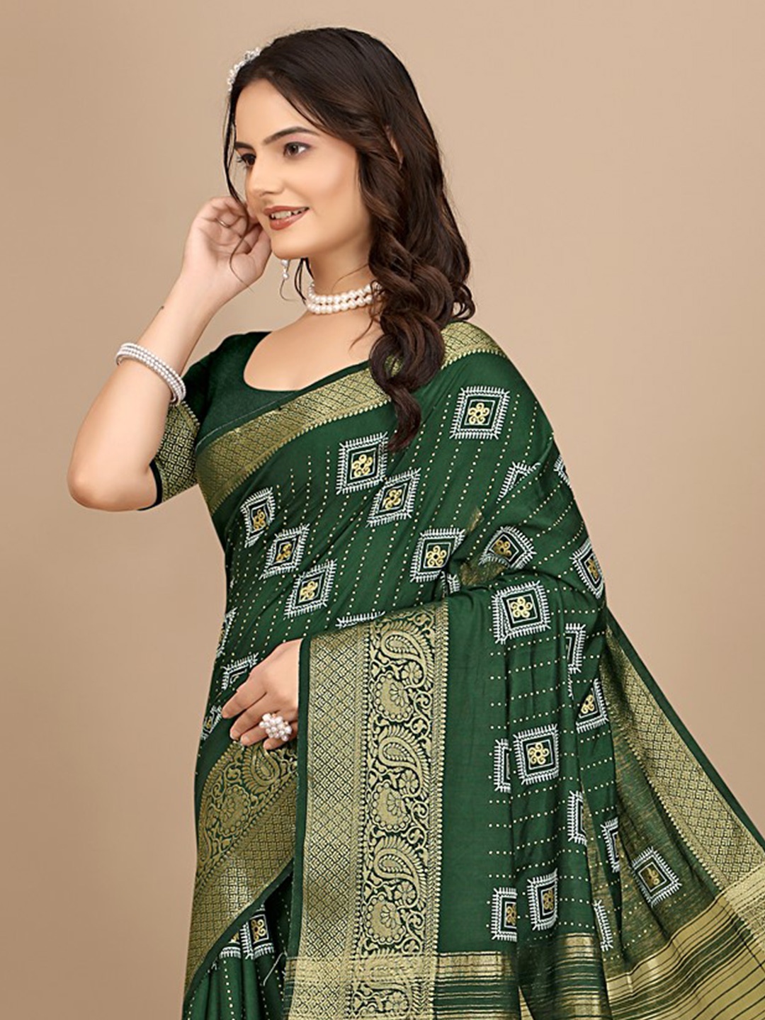 

Pionex Women Green Zari Silk Cotton Saree With Blouse piece