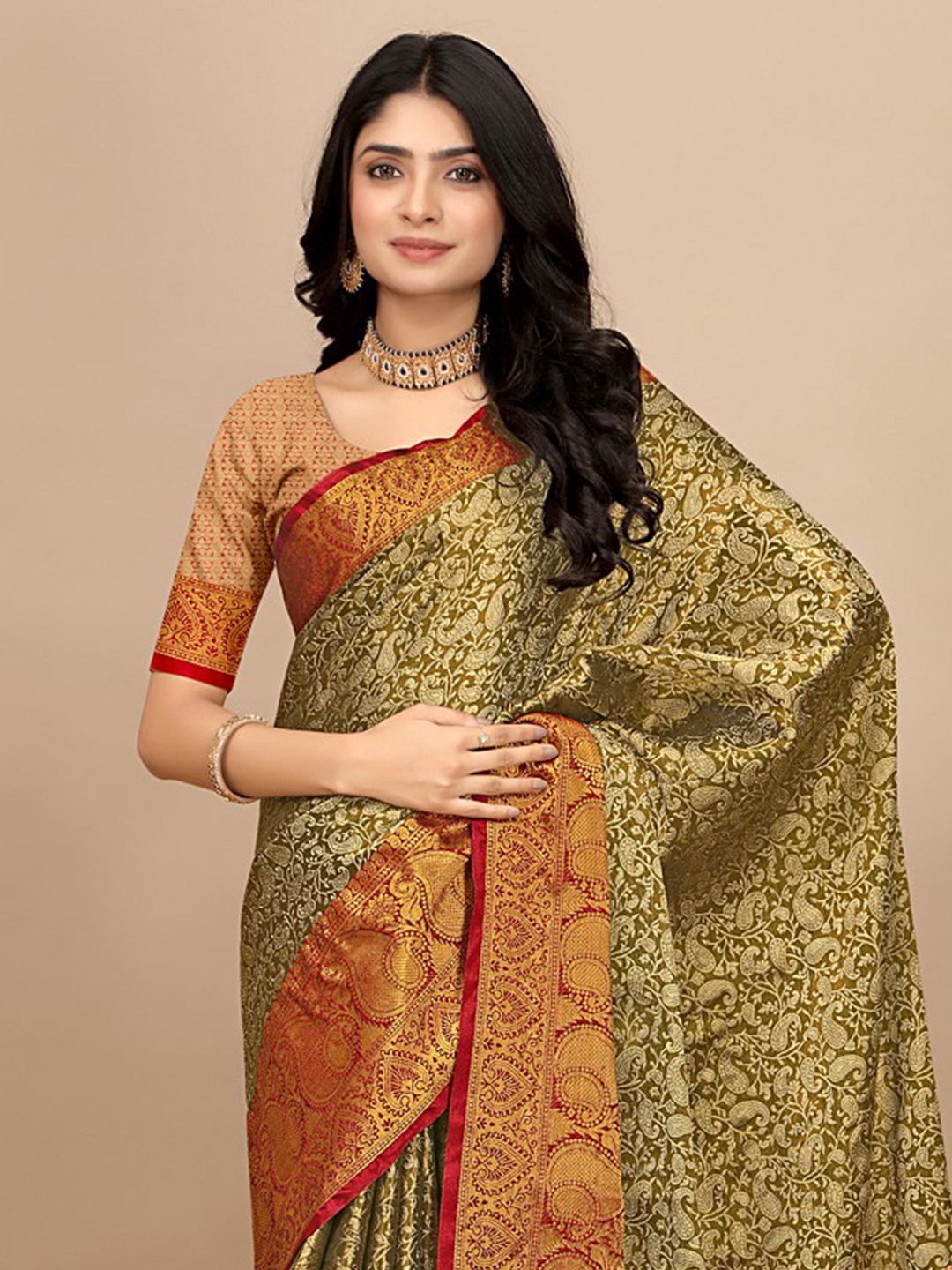 

Pionex Woven Design Zari Pure Silk Saree, Green