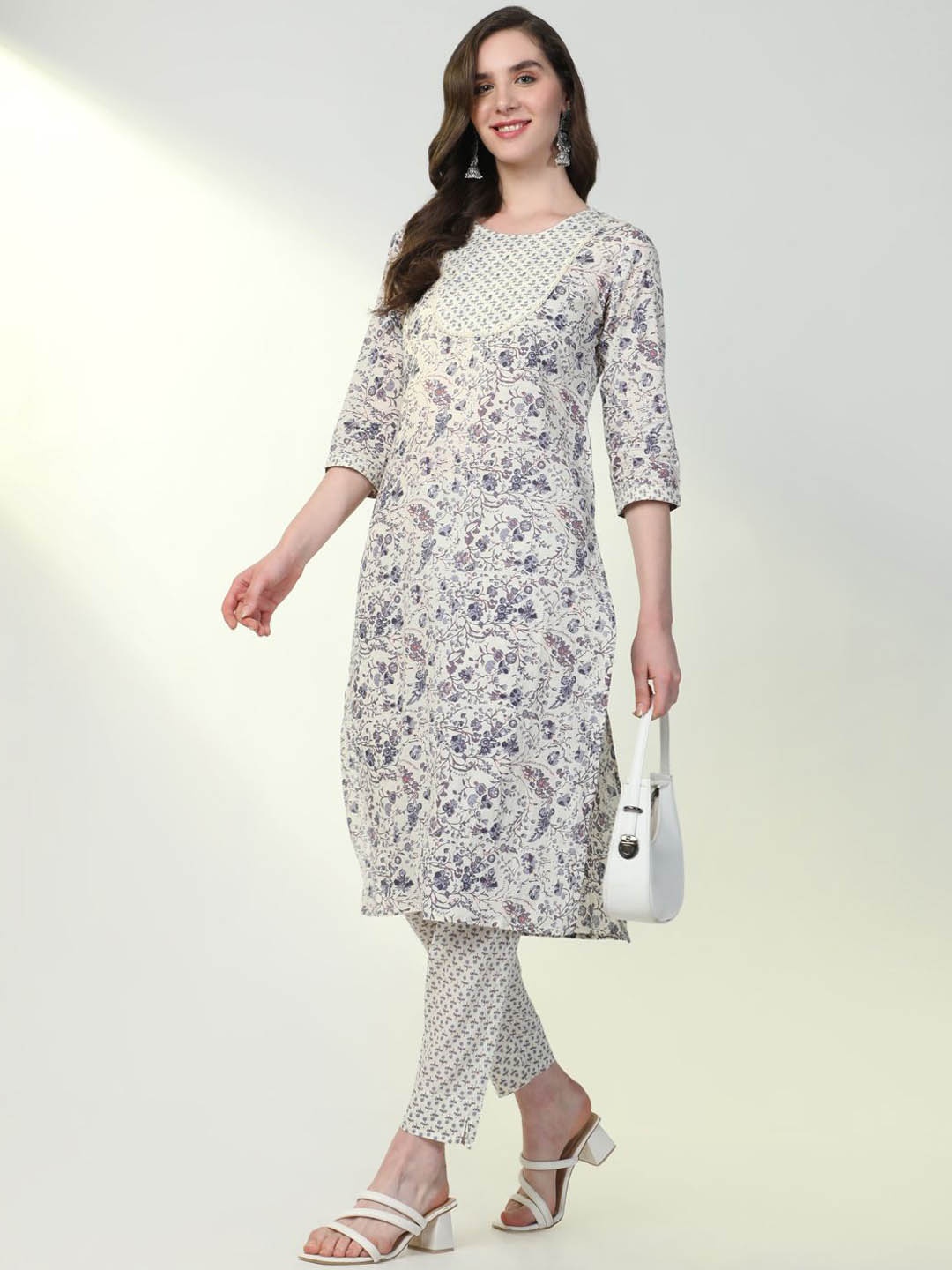 

SHOWOFF Floral Printed Kurta with Trouser, Off white