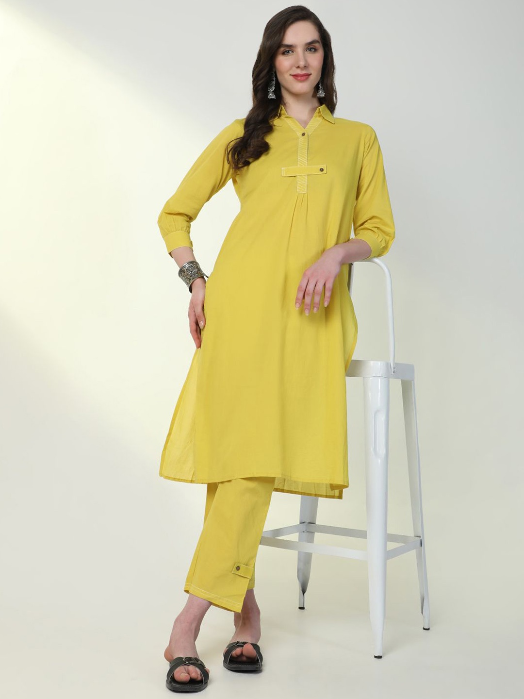 

SHOWOFF Shirt Collar Puffed Sleeves Straight Kurta With Trousers, Yellow