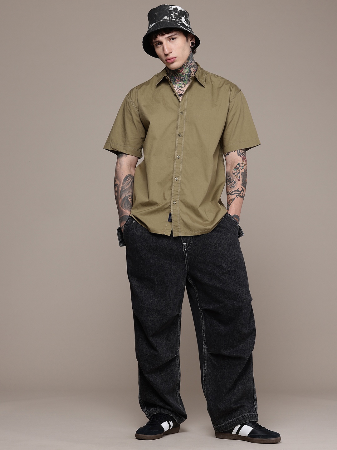 

The Roadster Life Co. Embroidered Pure Cotton Casual Shirt, Olive