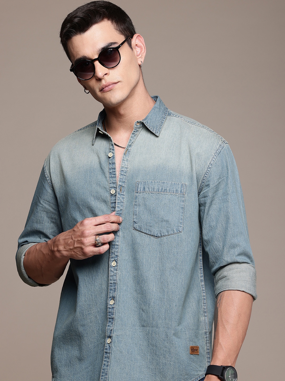 

The Roadster Life Co. Chambray Opaque Pure Cotton Casual Shirt, Blue