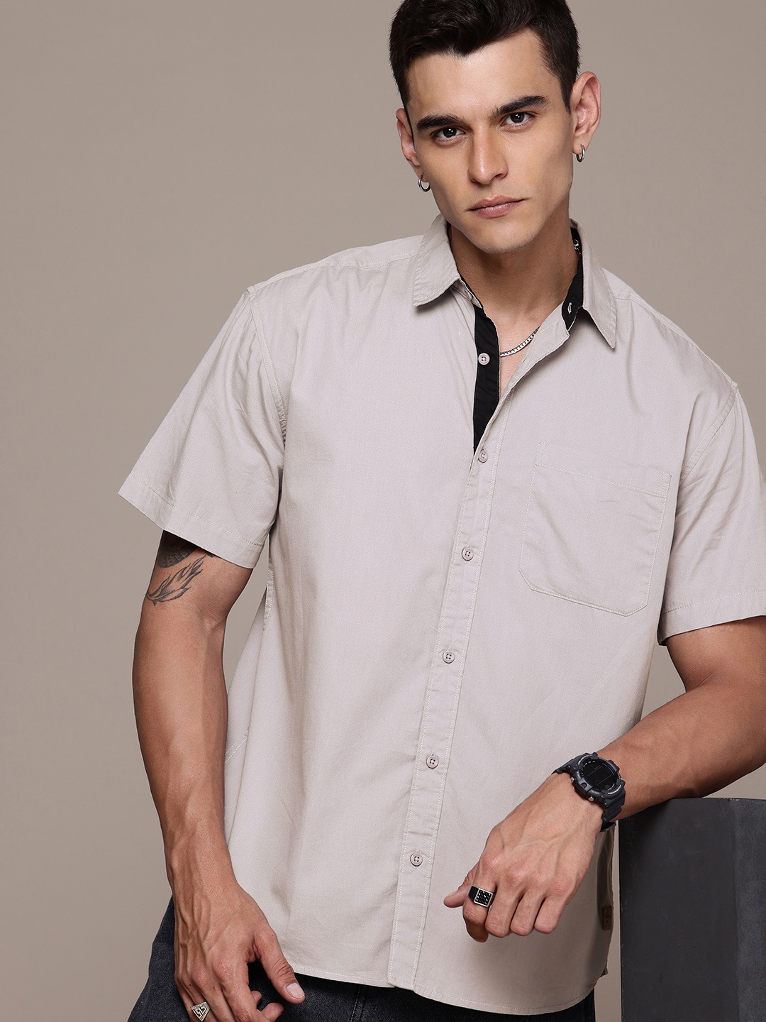

The Roadster Life Co. Pure Cotton Opaque Relaxed Fit Casual Shirt, Grey