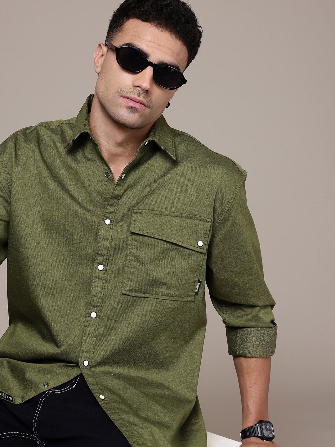 

The Roadster Life Co. Relaxed Fit Drop-Shoulder Sleeves Casual Shirt, Green