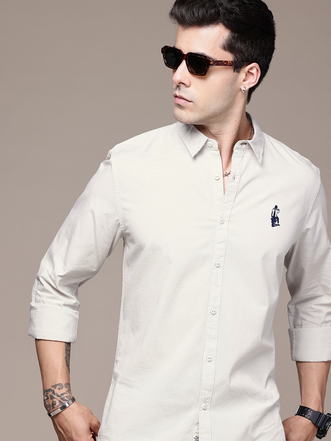 

The Roadster Life Co. Pure Cotton Opaque Casual Shirt, Grey