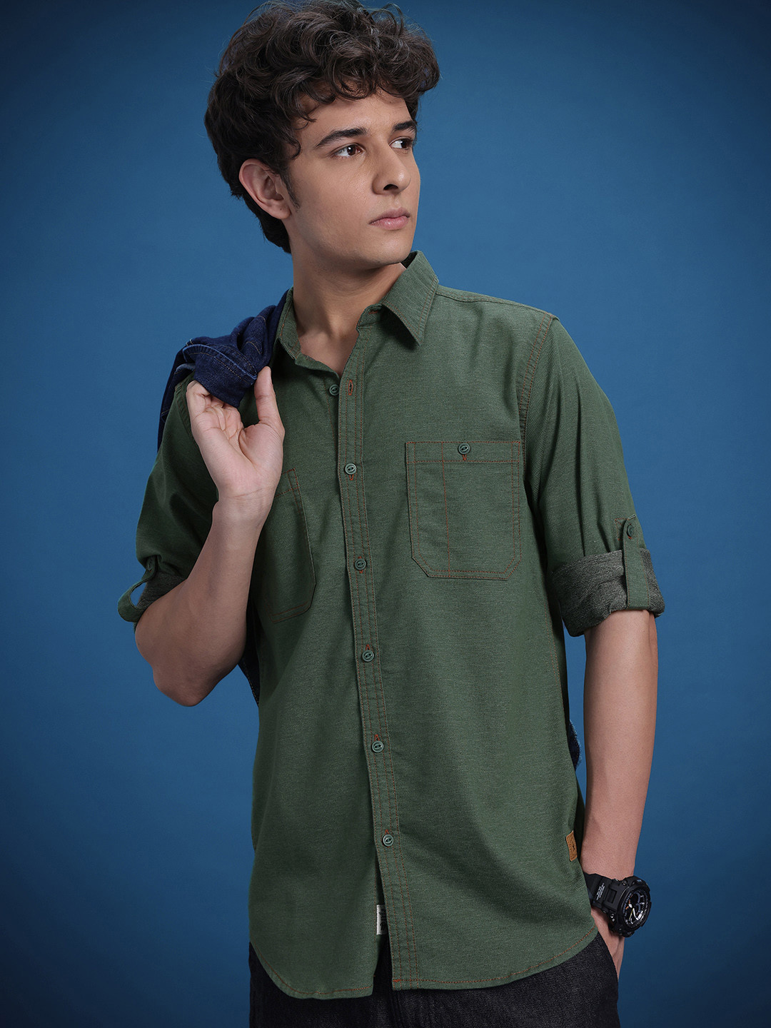 

The Roadster Life Co. Regular Fit Opaque Casual Shirt, Green