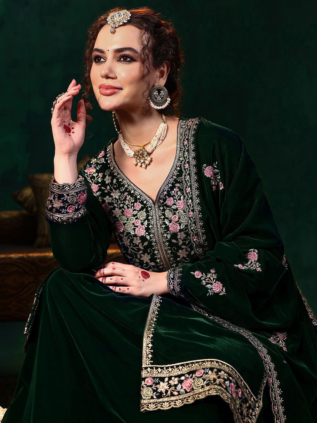 

Libas Green Floral Embroidered Panelled Velvet Kurta with Skirt & Dupatta