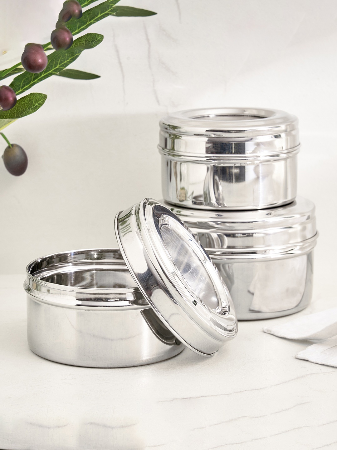 

Home Centre Corsica Aresco 3 Pieces Stainless Steel Canister Containers, Silver