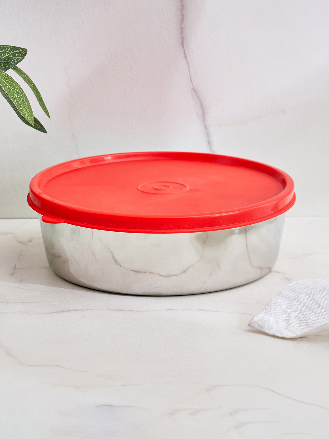 

Home Centre Corsica Korobka Silver-Toned Stainless Steel Food Container With Lid-900 ml