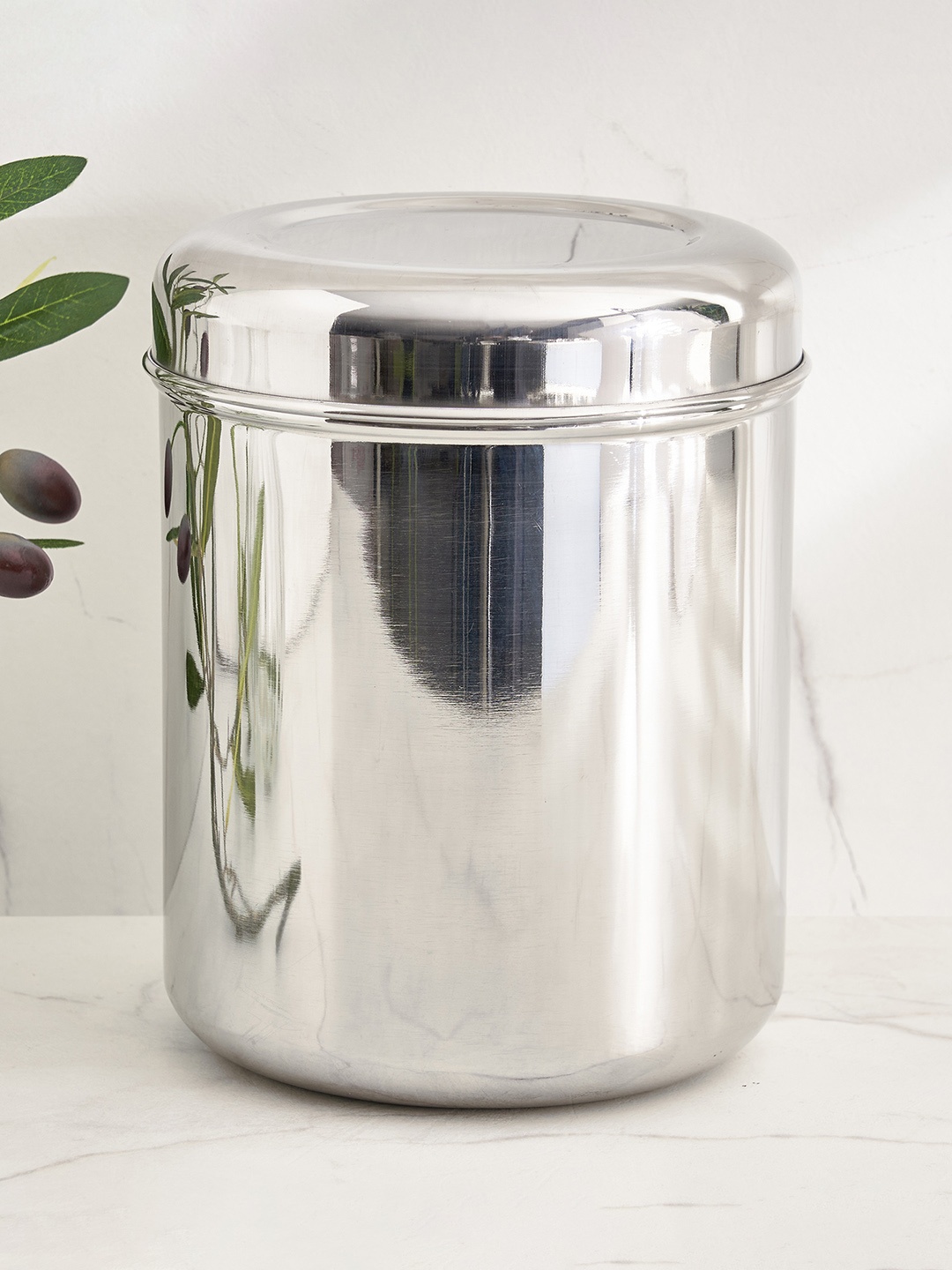

Home Centre Corsica Aresco Stainless Steel Canister Container With Lid-3 l, Silver