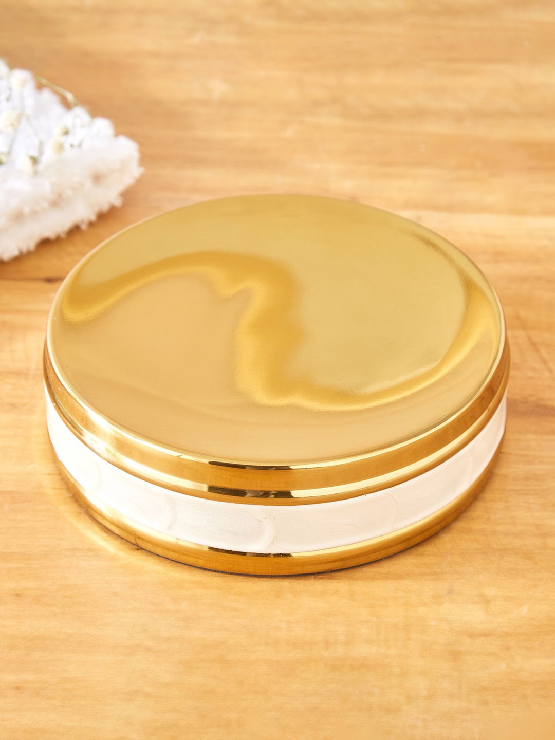 

Home Centre Gold-Toned & White Stainless Steel Soap Dish