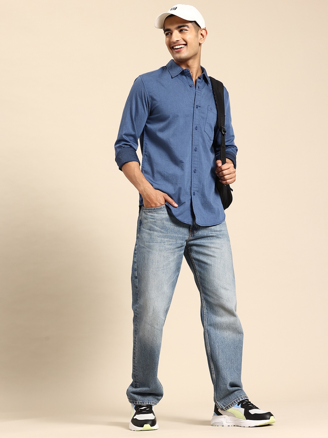 

United Colors of Benetton Micro or Ditsy Self-Design Regular Fit Opaque Casual Shirt, Navy blue