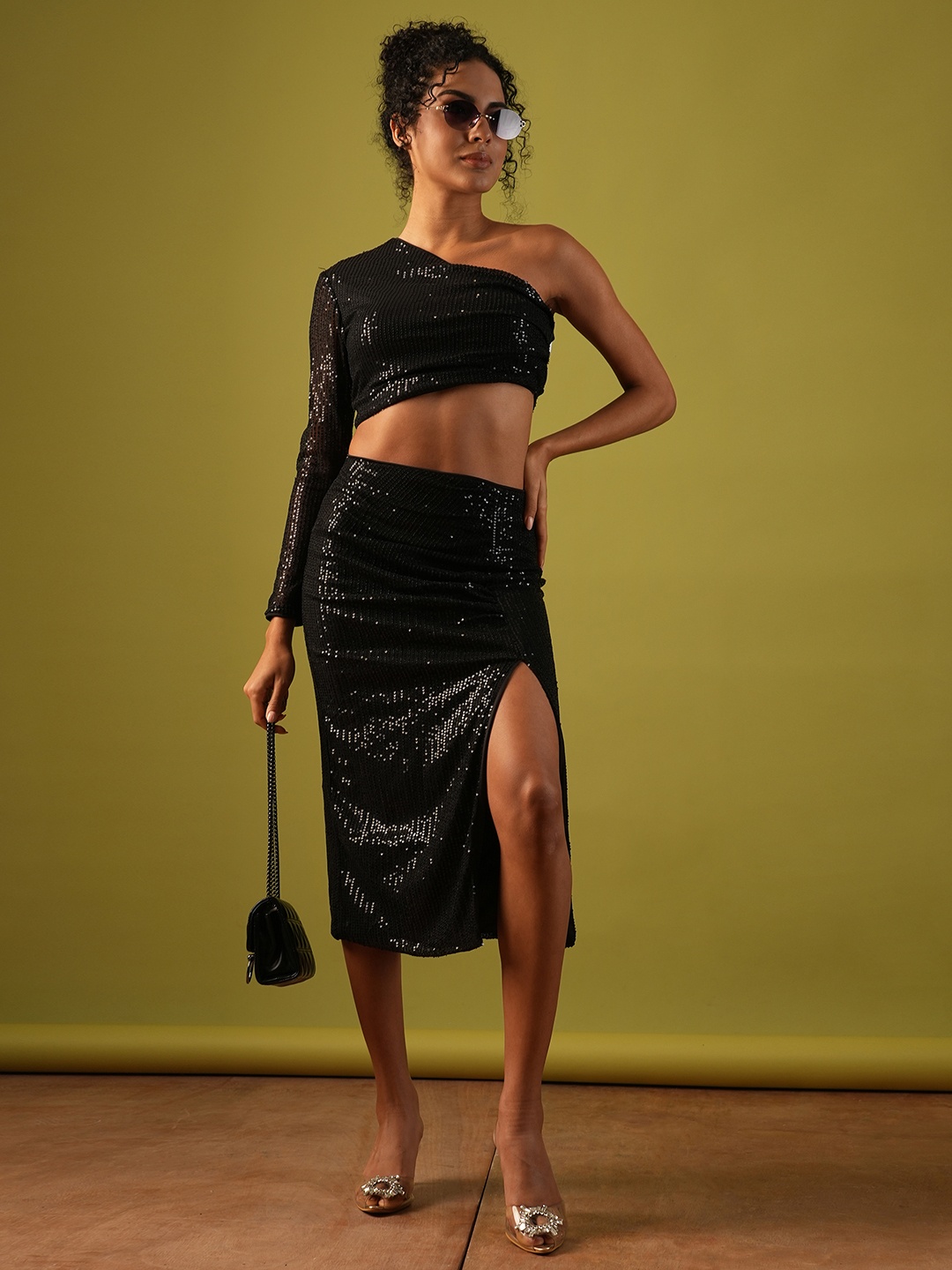 

Globus Embellished Ruched Detail High-Rise Side Slit Midi Pencil Party Skirt, Black