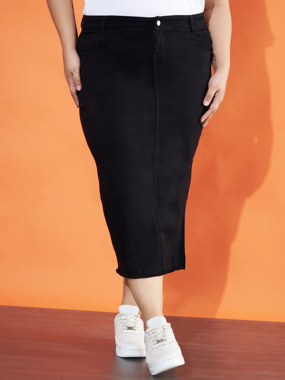 

Purple Feather Plus Size Washed Denim Midi Skirt, Black