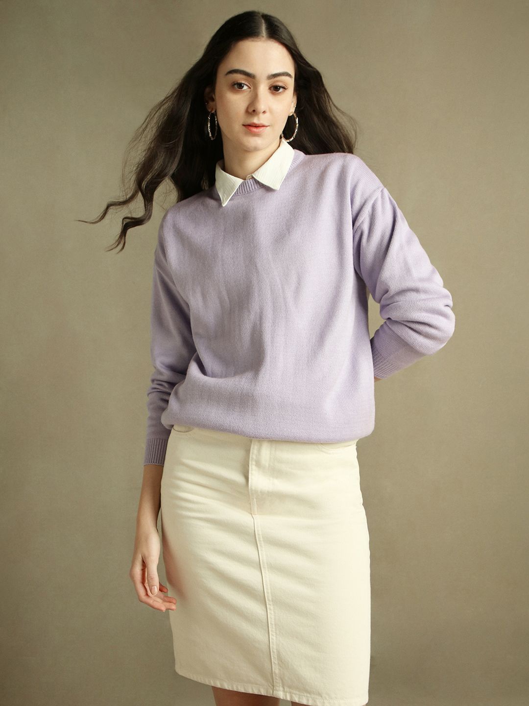 

DL Woman Round Neck Acrylic Pullover, Lavender