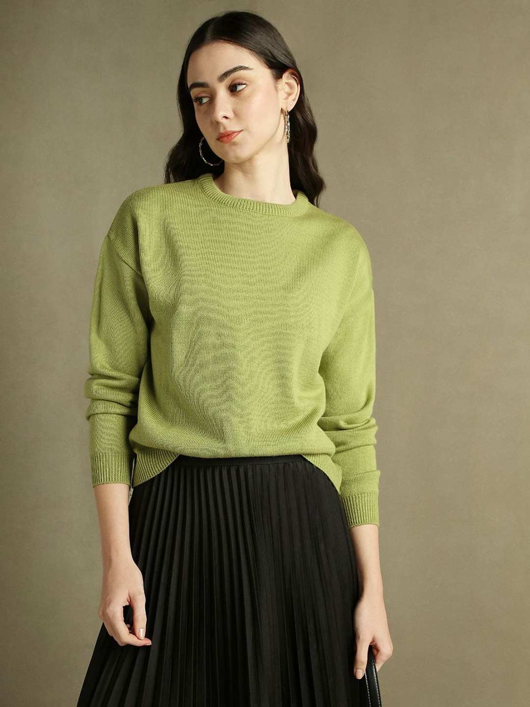 

DL Woman Round Neck Acrylic Pullover, Green
