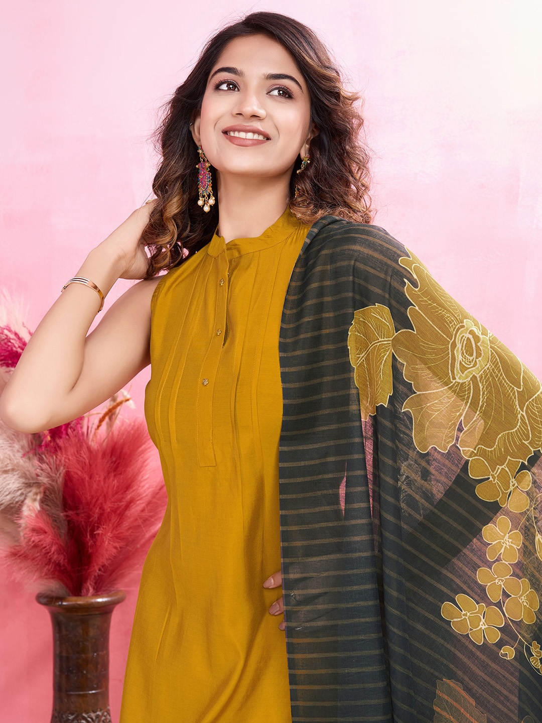 

MOJILAA Mandarin Collar Straight Kurta With Trousers & Dupatta, Mustard