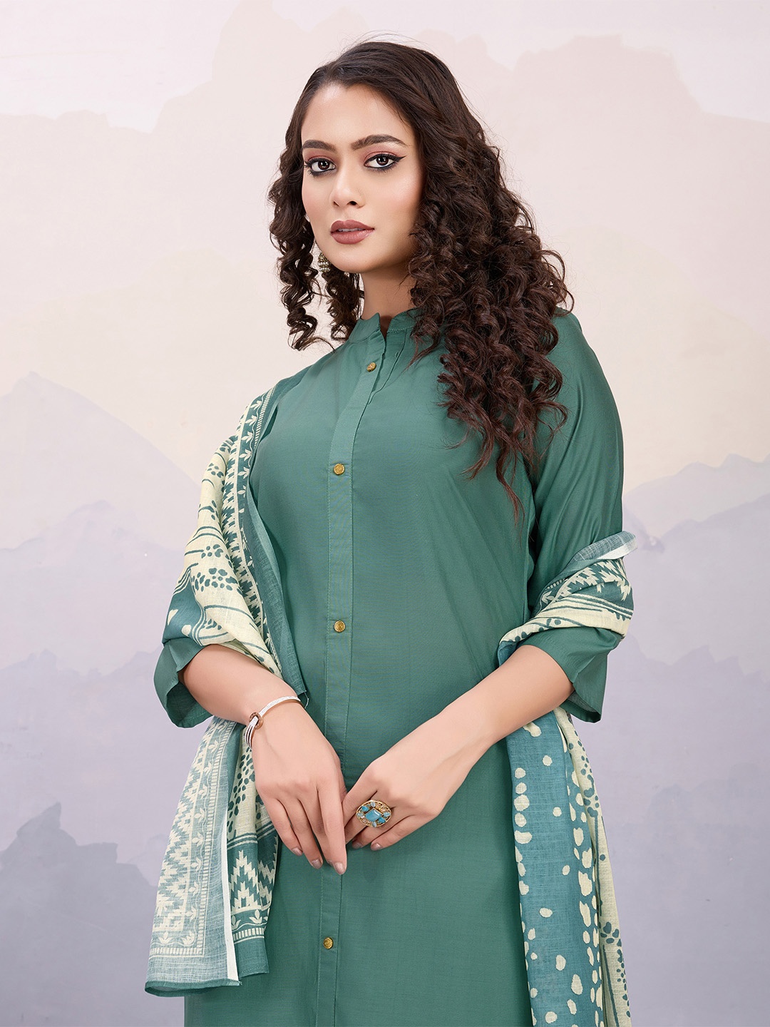 

MOJILAA Mandarin Collar Straight Kurta with Salwar & With Dupatta, Sea green