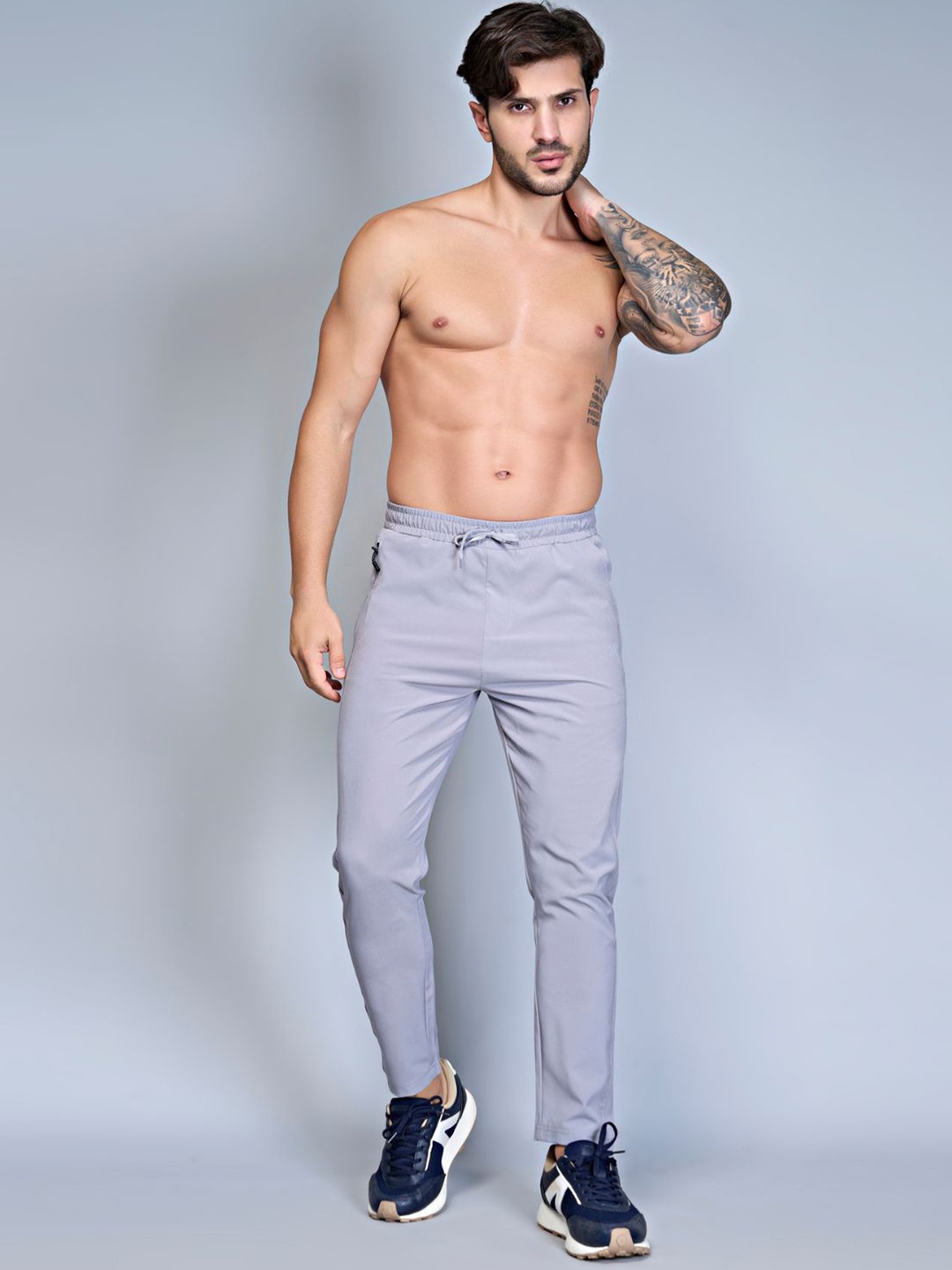 

MAXZONE Men Mid-Rise Track Pants, Grey