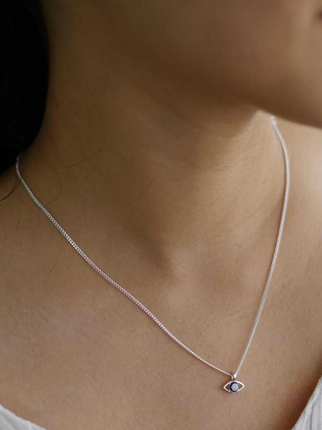 

House of Aadyaa Sterling Silver Stone Studded Chain