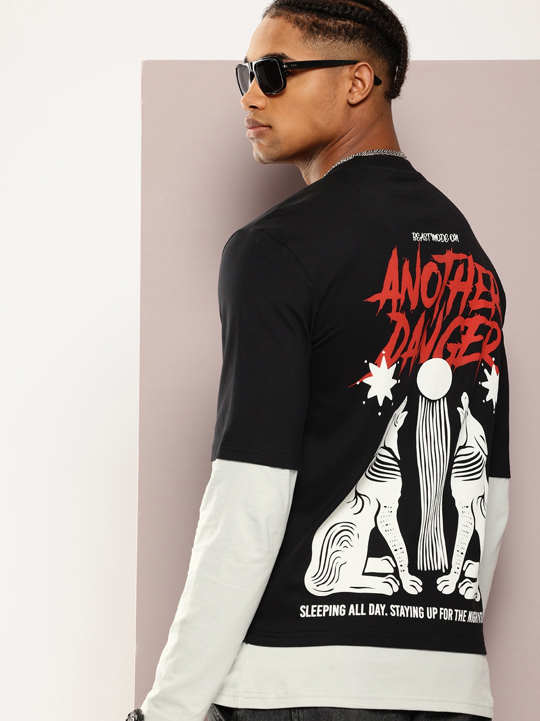 

Kook N Keech Men Printed Layered Sleeves T-shirt, Black