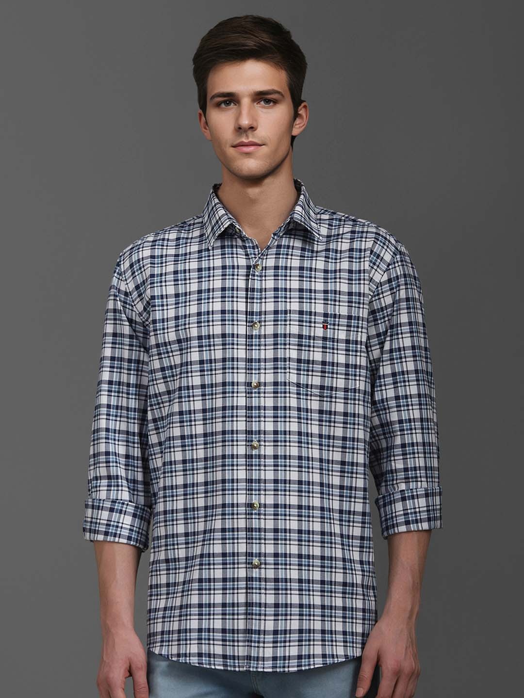 

Louis Philippe Sport Men Slim Fit Opaque Checked Casual Shirt, Blue