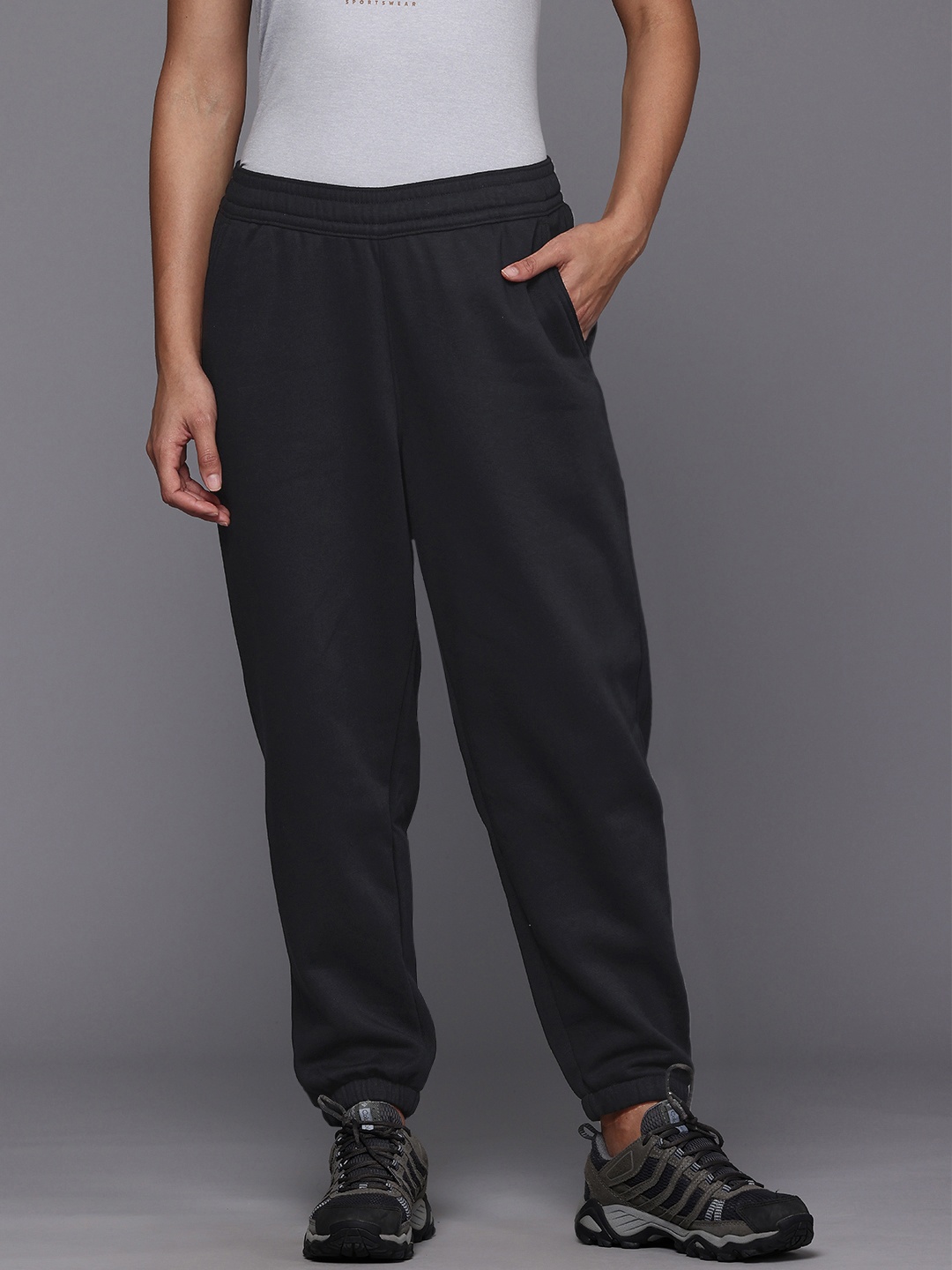 

Columbia Women Beaumount Outdoor Sweatpant, Black